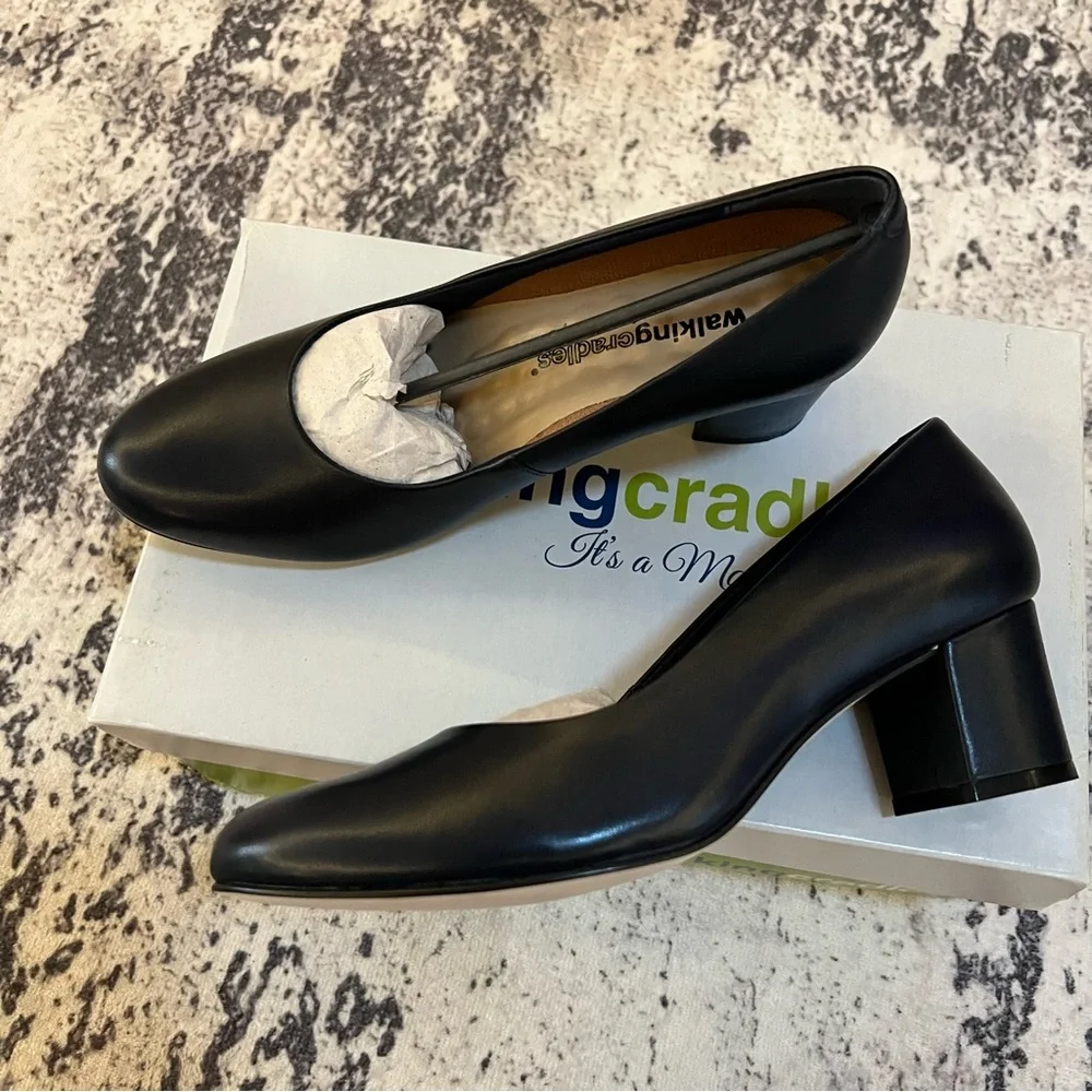 walking cradles janika pump leather
